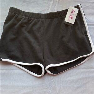 Under Armour Girl’s Black and White Rival Terry Shorts YXL
